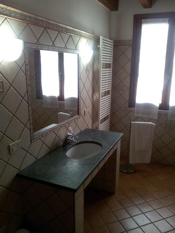 Bb Parco Del Mincio Bed & Breakfast Virgilio ห้อง รูปภาพ